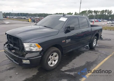2021 Ram 1500 Classic Tradesman 4X2 5'7 Box z USA, uszkodzony, nr VIN 3C6RR6KT8MG587192